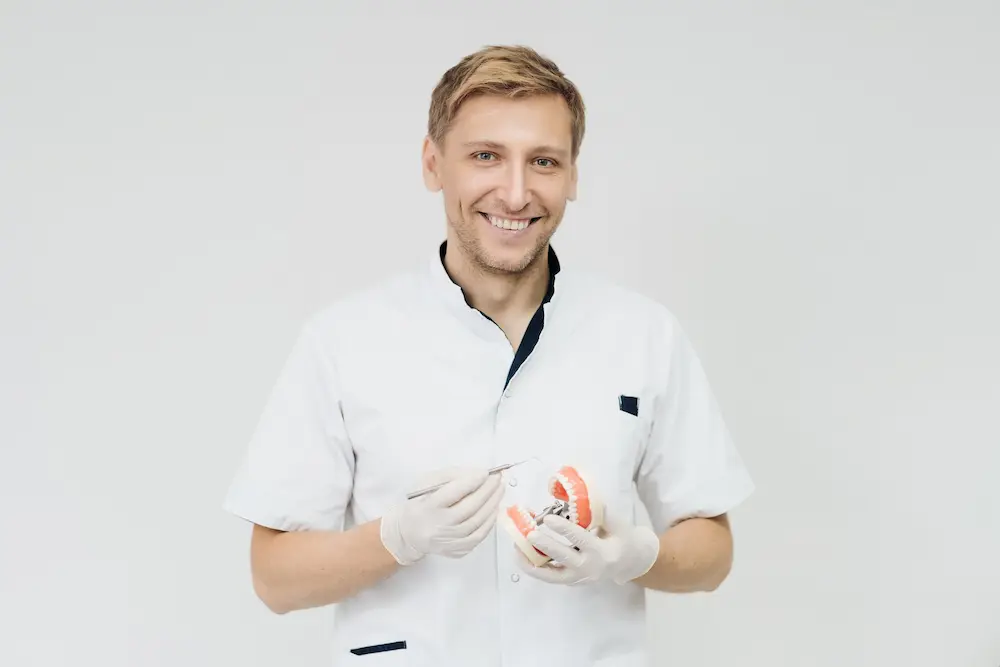 متخصص ارتودنسی بزرگسالان در تهران